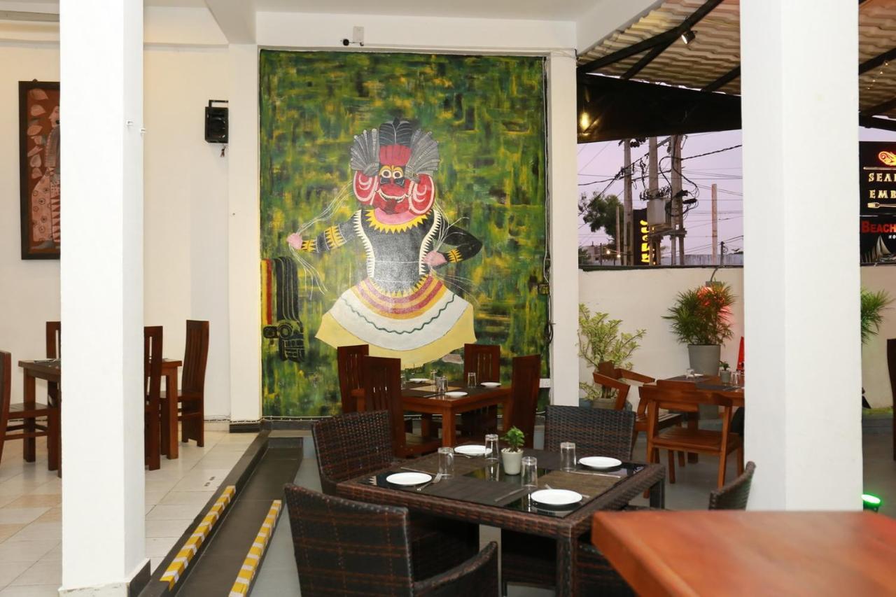 Hotel Coconut Primitive Negombo Exterior foto