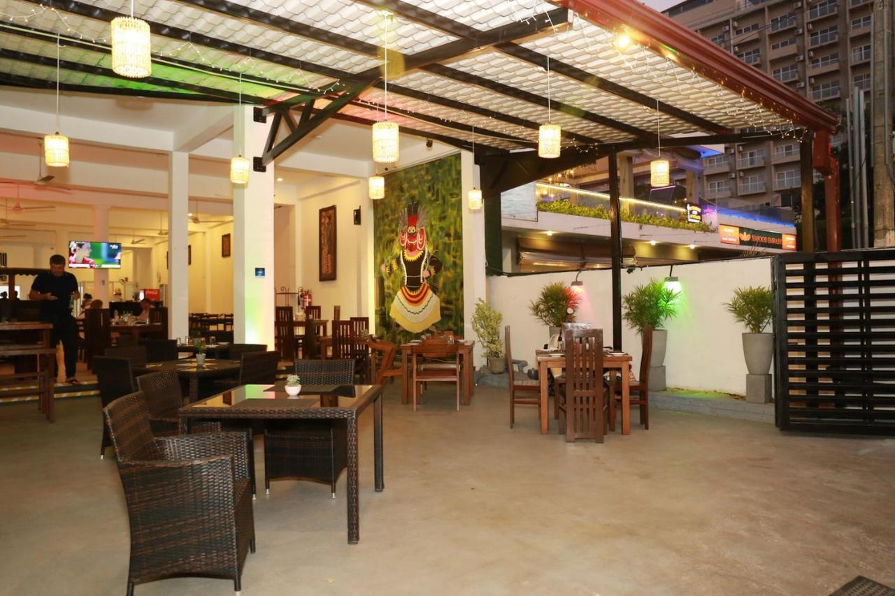Hotel Coconut Primitive Negombo Exterior foto