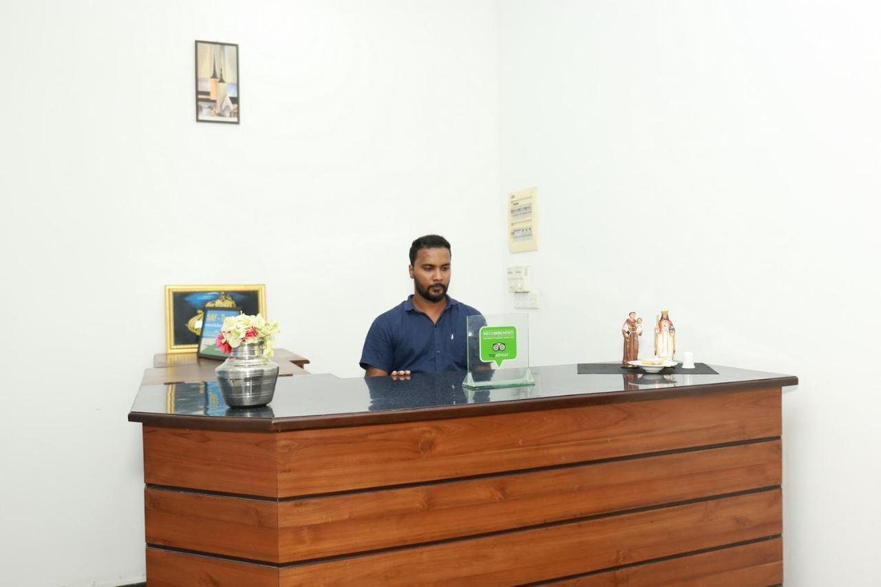 Hotel Coconut Primitive Negombo Exterior foto
